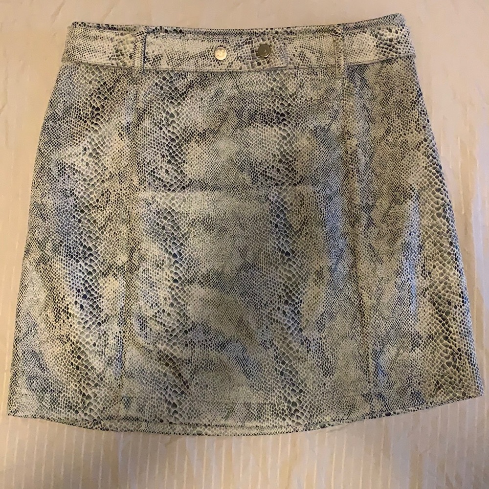 Comfy pencil skirt